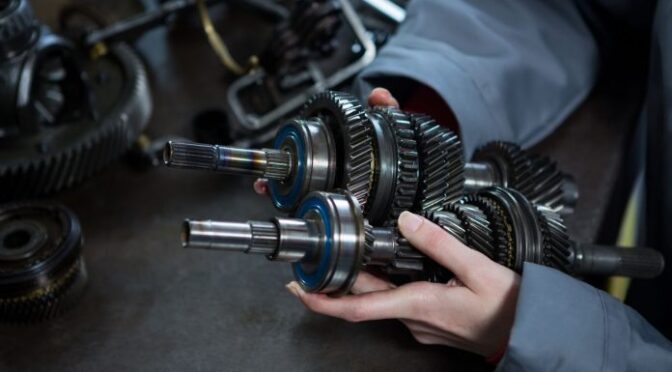 H1: Bukan Harga, Tapi Ini: 5 Hal yang Paling Dicari Client dari Website Gearbox Manufacturers